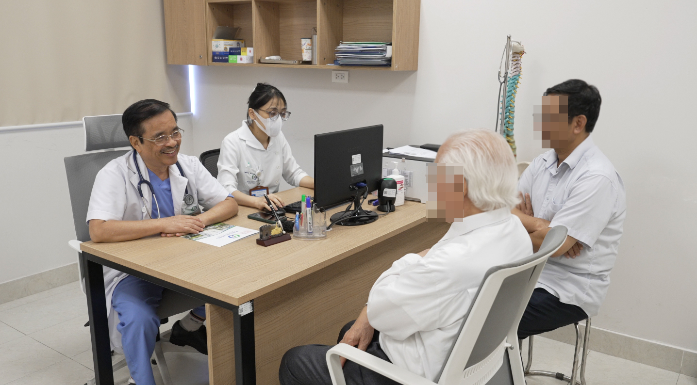 Kiểu Tắm Khiến Nam Thanh Niên Méo Miệng, Liệt Mặt: Bác Sĩ Cảnh Báo- Ảnh 2. Kiểu Tắm Khiến Nam Thanh Niên Méo Miệng, Liệt Mặt: Bác Sĩ Cảnh Báo- Ảnh 2.