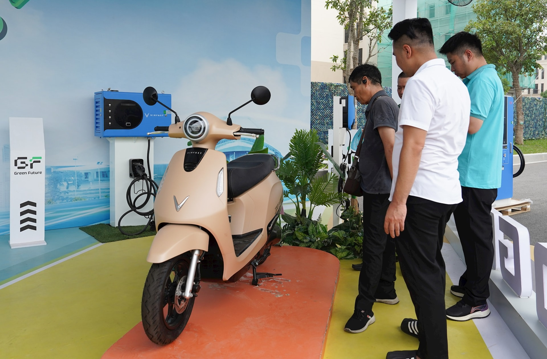 Nói thật là, sao Honda và nhiều hãng Nhật lại cần đến 2 - 3 năm nữa để “chuyển đổi xanh” trong khi chính sách đã định từ lâu- Ảnh 3. Nói thật là, sao Honda và nhiều hãng Nhật lại cần đến 2 - 3 năm nữa để “chuyển đổi xanh” trong khi chính sách đã định từ lâu- Ảnh 3.