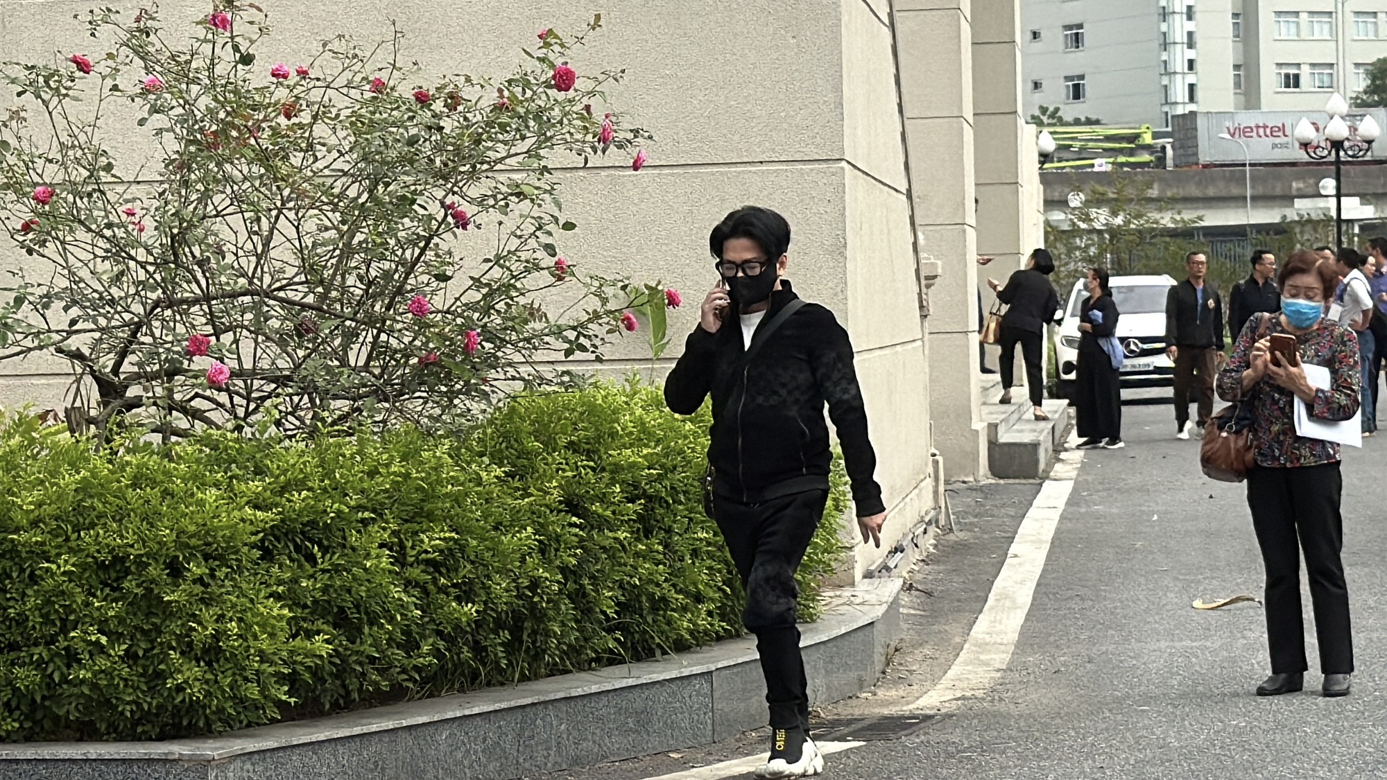 Vụ đánh bạc ở khách sạn Pullman: Ca sĩ Vũ Hà được đánh giá ra sao trong cáo trạng?- Ảnh 2. Vụ đánh bạc ở khách sạn Pullman: Ca sĩ Vũ Hà được đánh giá ra sao trong cáo trạng?- Ảnh 2.