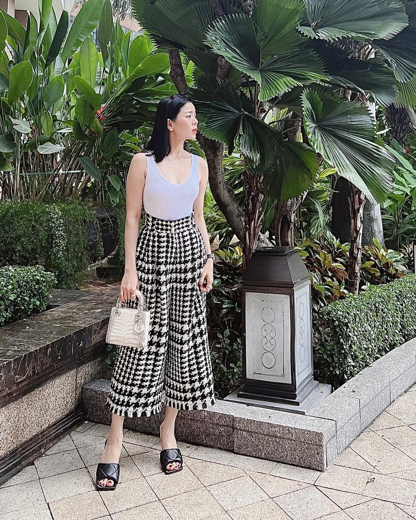 Bất động sản từ Nam chí Bắc, từ Việt Nam đến nước ngoài của Lệ Quyên- Ảnh 14. Bất động sản từ Nam chí Bắc, từ Việt Nam đến nước ngoài của Lệ Quyên- Ảnh 14.