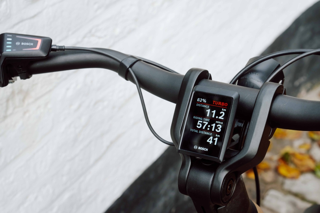 Xe đạp trợ lực Atom+ NX mới ra mắt: Động cơ Bosch tăng 4 lần lực đạp, chạy 145km/lần sạc, giá đắt hơn SH 160i- Ảnh 3.