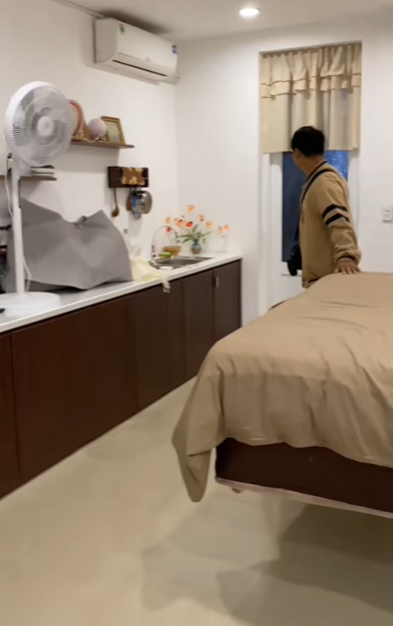 “Sau một trận lũ, mọi nỗ lực xem như về lại vạch xuất phát”: Tình trạng ở Huế hiện tại- Ảnh 6. “Sau một trận lũ, mọi nỗ lực xem như về lại vạch xuất phát”: Tình trạng ở Huế hiện tại- Ảnh 6.