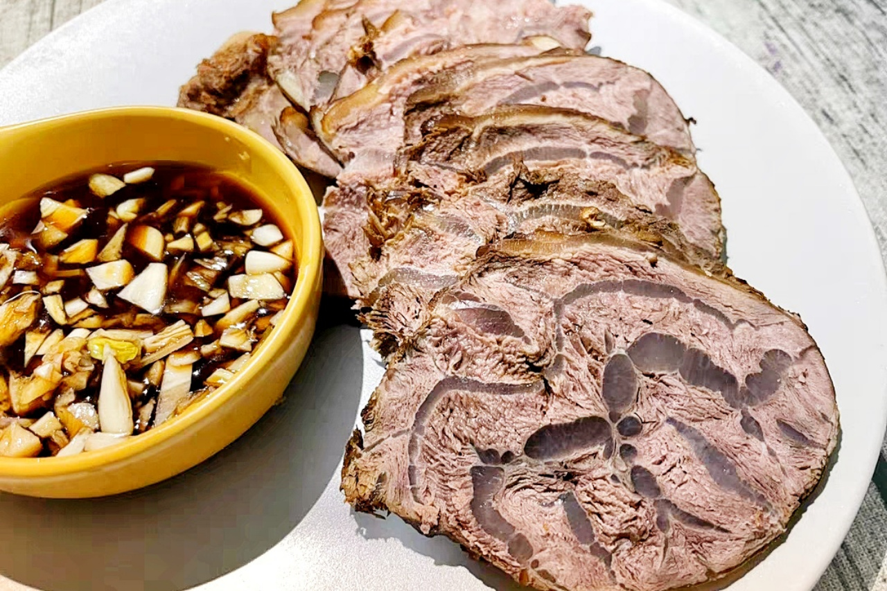 Đầu bếp kỳ cựu m&aacute;ch: "Mua thịt b&ograve; chọn 4 phần n&agrave;y v&igrave; đ&oacute; l&agrave; tất cả tinh t&uacute;y, người b&aacute;n cũng kh&ocirc;ng d&aacute;m n&oacute;i dối"- Ảnh 4.