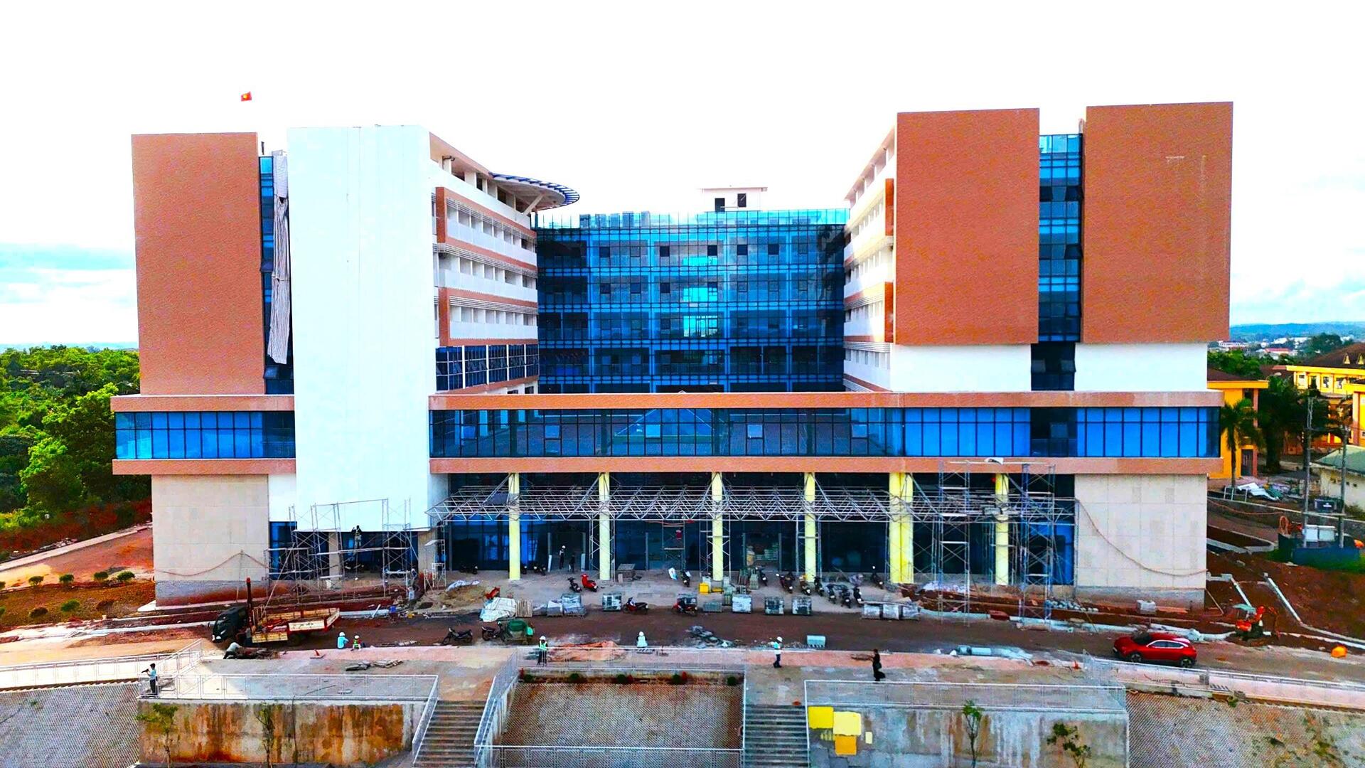 Cận cảnh bệnh viện có bãi đáp trực thăng đầu tiên ở Tây Nguyên- Ảnh 4. Cận cảnh bệnh viện có bãi đáp trực thăng đầu tiên ở Tây Nguyên- Ảnh 4.