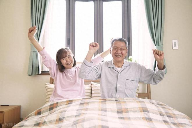 Người sống thọ có 8 đặc điểm hóa ra bình thường vô cùng, nếu bạn có được 4 điểm thôi cũng đáng mừng- Ảnh 1. Người sống thọ có 8 đặc điểm hóa ra bình thường vô cùng, nếu bạn có được 4 điểm thôi cũng đáng mừng- Ảnh 1.