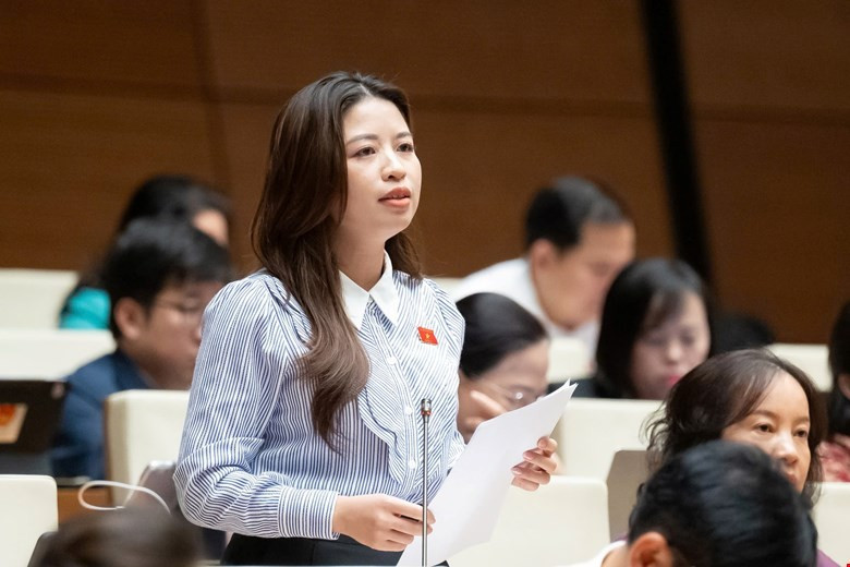 Đại biểu ngành y: 'Chúng tôi không phải là những cỗ máy'- Ảnh 2. Đại biểu ngành y: 'Chúng tôi không phải là những cỗ máy'- Ảnh 2.