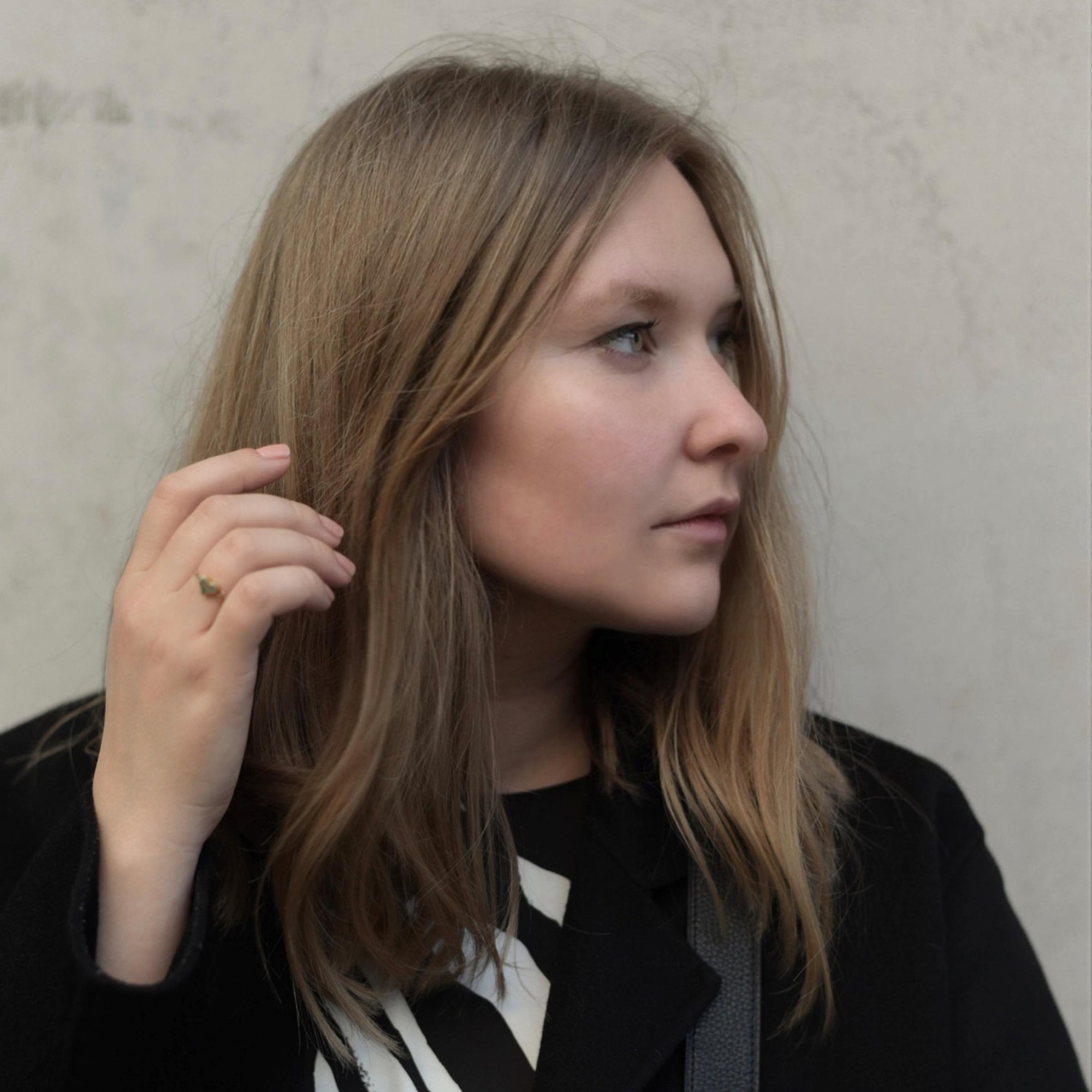 &Ecirc; k&iacute;p đứng sau đ&aacute;m cưới của Ti&ecirc;n Nguyễn l&agrave; thế lực 