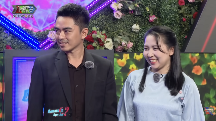 Ch&agrave;ng trai th&iacute;ch sống thử n&ecirc;n duy&ecirc;n với c&ocirc; g&aacute;i truyền thống tại show hẹn h&ograve;- Ảnh 4.