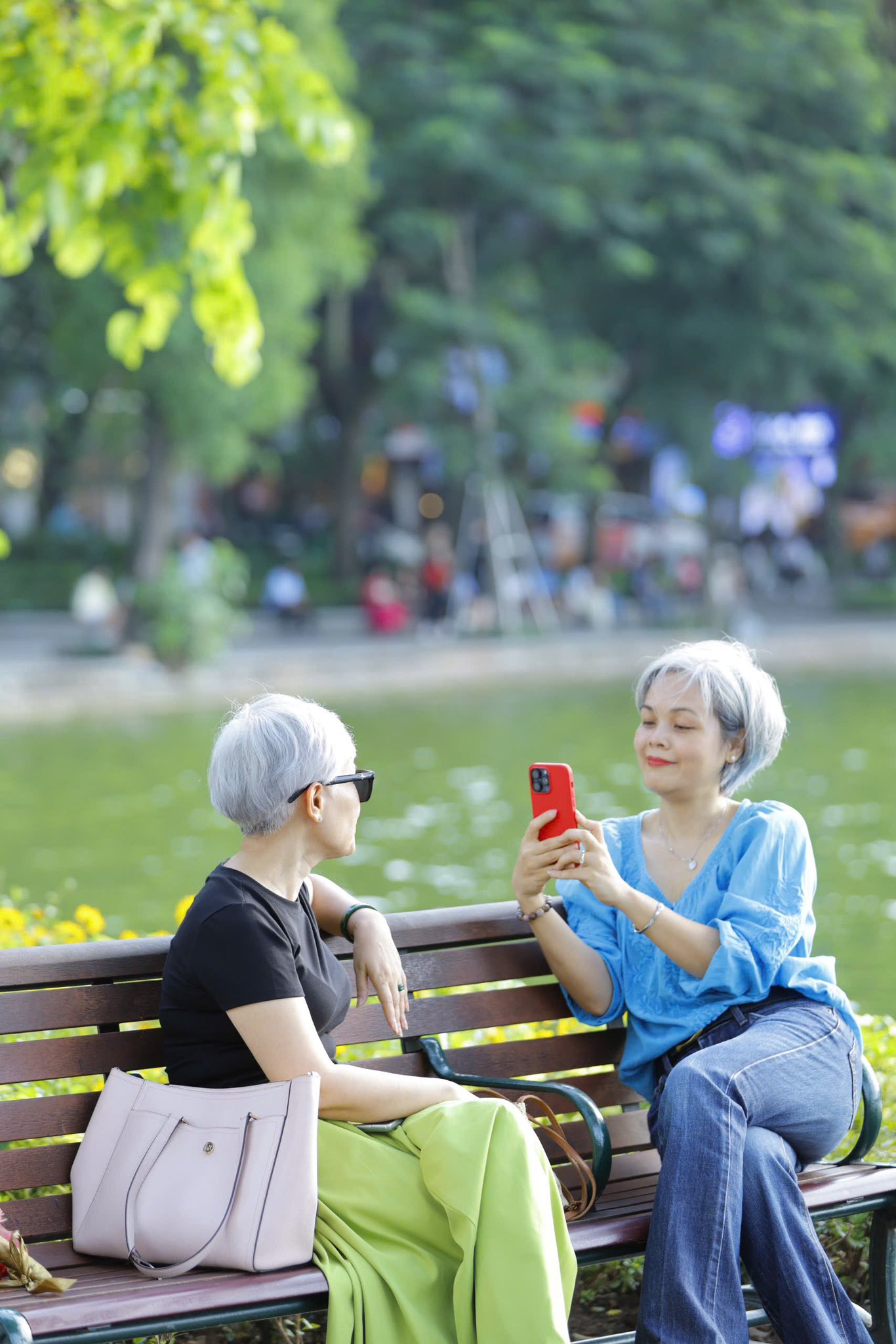 Tìm ra hội chơi tóc bạc khét nhất thủ đô, đỉnh nhất là một Tìm ra hội chơi tóc bạc khét nhất thủ đô, đỉnh nhất là một