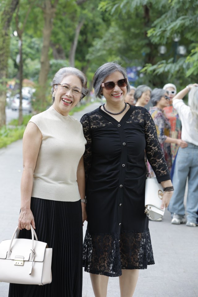 Tìm ra hội chơi tóc bạc khét nhất thủ đô, đỉnh nhất là một Tìm ra hội chơi tóc bạc khét nhất thủ đô, đỉnh nhất là một