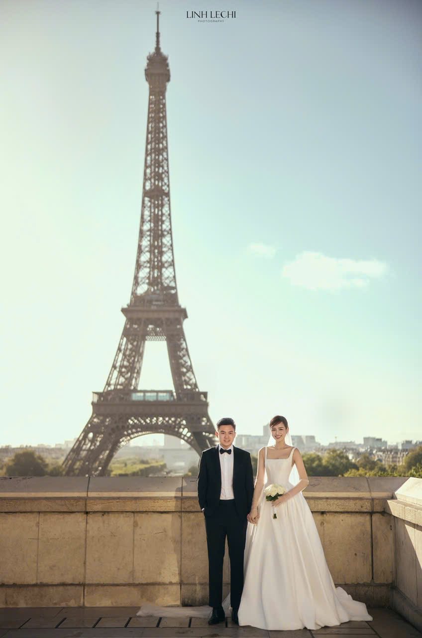 Trọn ảnh cưới ở Châu Âu của Đỗ Hà: Thiếu gia Viết Vương lại thế nữa rồi!- Ảnh 3. Trọn ảnh cưới ở Châu Âu của Đỗ Hà: Thiếu gia Viết Vương lại thế nữa rồi!- Ảnh 3.