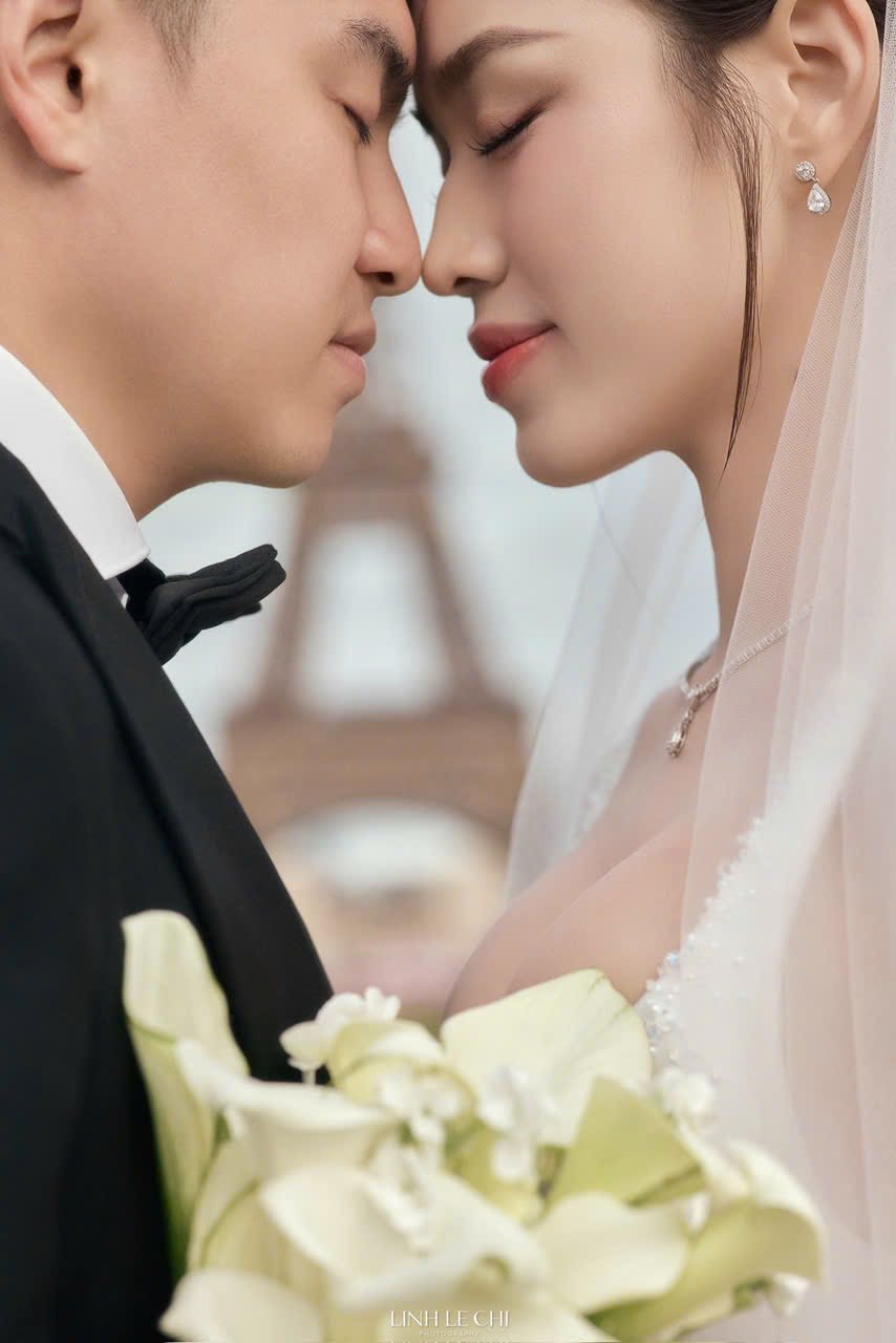 Trọn ảnh cưới ở Châu Âu của Đỗ Hà: Thiếu gia Viết Vương lại thế nữa rồi!- Ảnh 15. Trọn ảnh cưới ở Châu Âu của Đỗ Hà: Thiếu gia Viết Vương lại thế nữa rồi!- Ảnh 15.