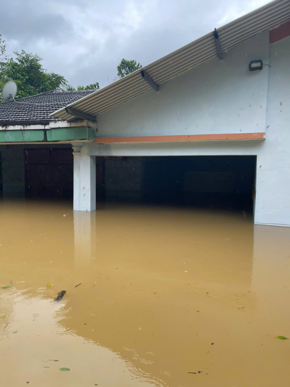 Lũ trên sông Vu Gia - Thu Bồn phá vỡ kỷ lục lịch sử năm 1964, Đà Nẵng đối mặt đại hồng thủy- Ảnh 2.