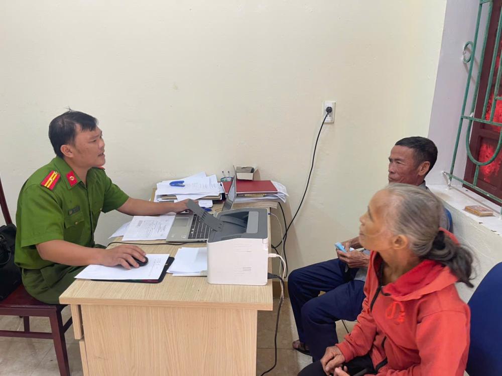 Nhiều người cao tuổi bất ngờ được thông báo  Nhiều người cao tuổi bất ngờ được thông báo