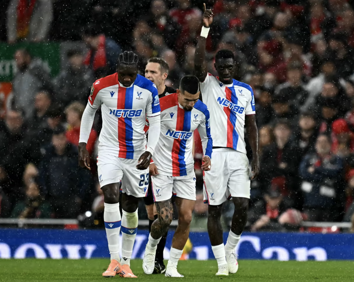 Liverpool thua tan tác Crystal Palace vòng 1/8 League Cup - Ảnh 2.
