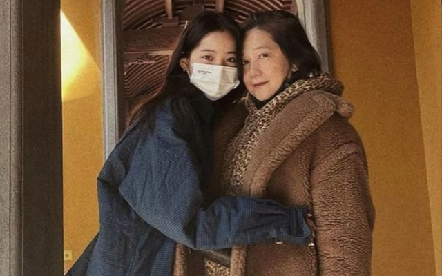 Ở tuổi 50, bố mẹ tôi đã dư tiền để sống 20 năm nữa dù cả đời chưa từng đầu tư- Ảnh 2. Ở tuổi 50, bố mẹ tôi đã dư tiền để sống 20 năm nữa dù cả đời chưa từng đầu tư- Ảnh 2.