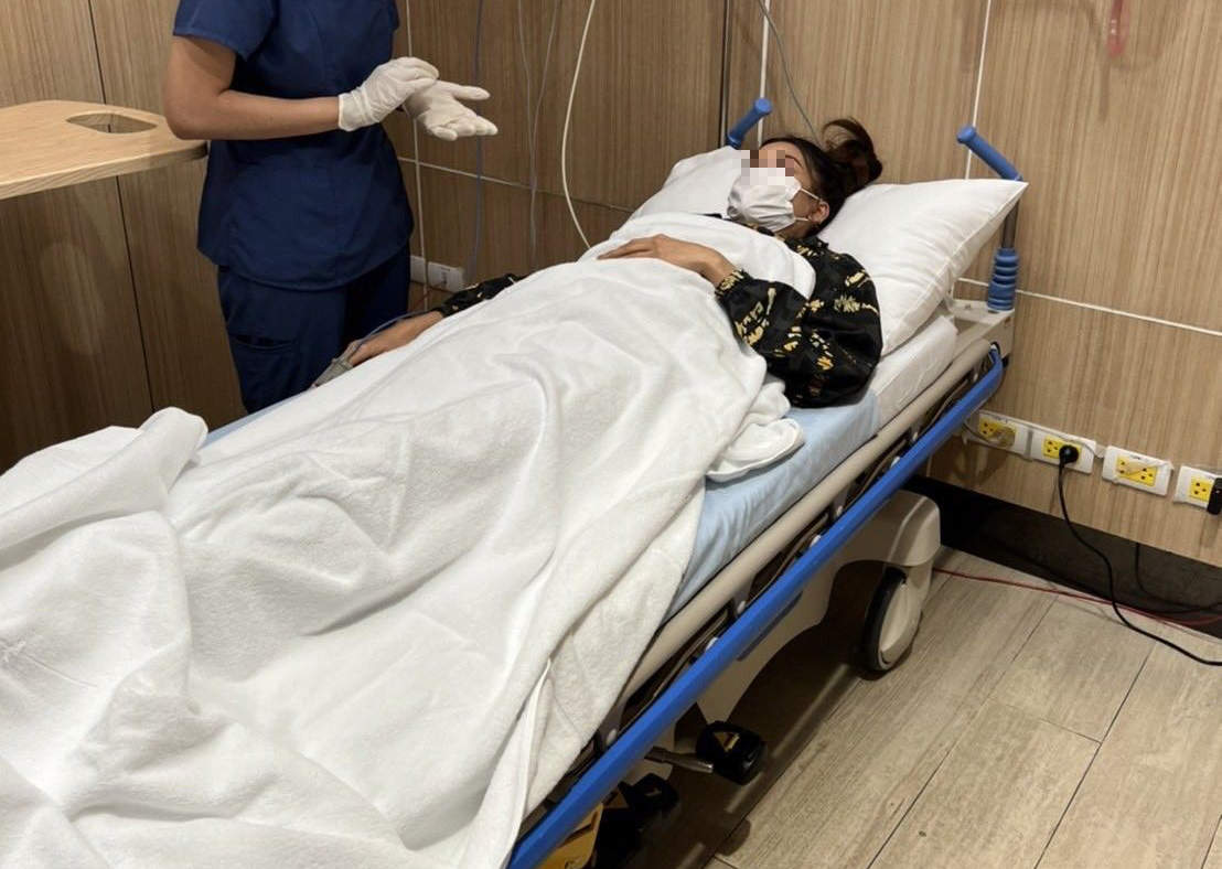 Đau họng quá số ngày này phải ĐI KHÁM NGAY! Tưởng bệnh vặt nhưng dễ ung thư mà không biết- Ảnh 2. Đau họng quá số ngày này phải ĐI KHÁM NGAY! Tưởng bệnh vặt nhưng dễ ung thư mà không biết- Ảnh 2.