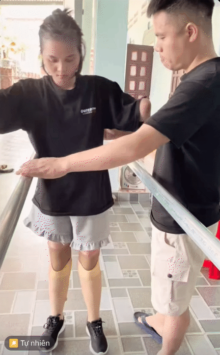 NGA TÍCH CỰC - Kênh Tiktok của mẹ 2 con mất tứ chi sau cơn bạo bệnh: Kiên cường tập luyện với đôi chân 