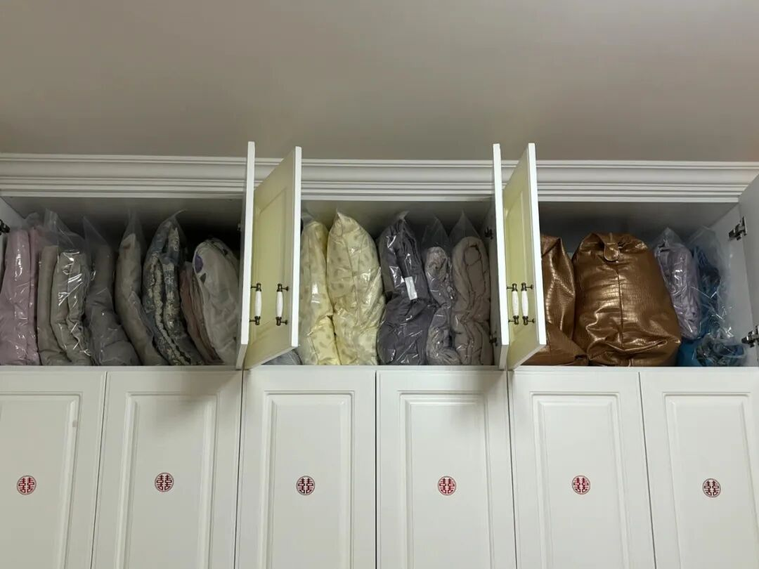 Cách cất đồ trong tủ của phụ nữ trung niên khiến tôi phải thốt lên: Sao họ thông minh thế!- Ảnh 4. Cách cất đồ trong tủ của phụ nữ trung niên khiến tôi phải thốt lên: Sao họ thông minh thế!- Ảnh 4.