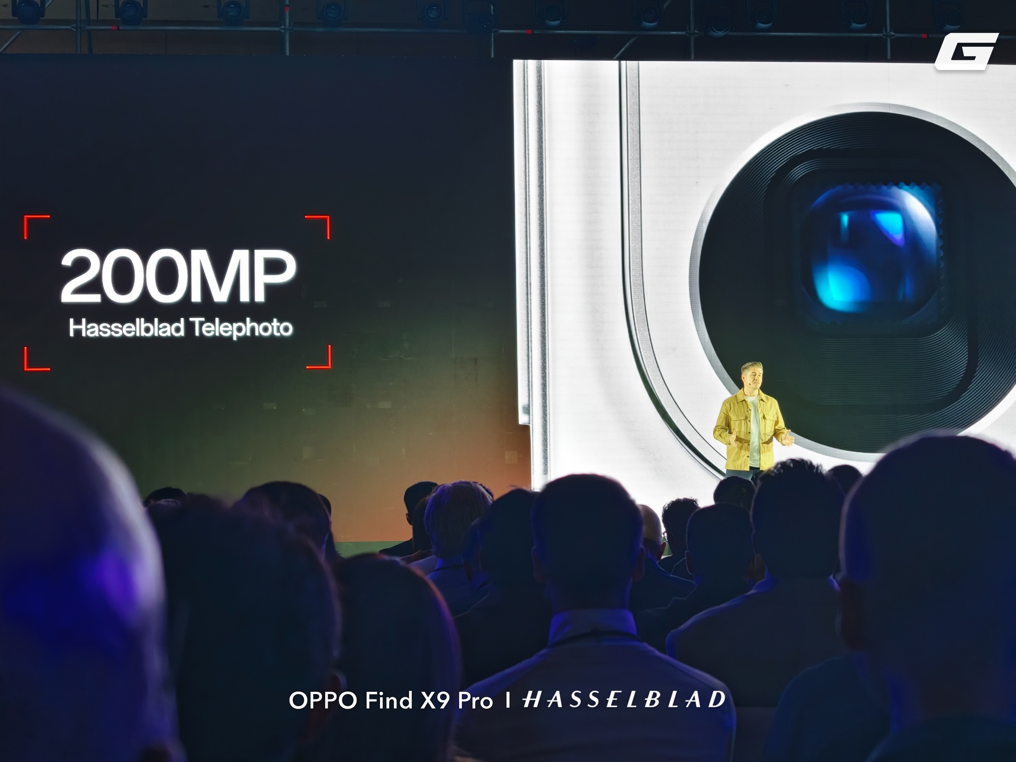 &Quot;Đối Cứng&Quot; Của Iphone 17 Pro Max Và Galaxy S25 Ultra Ra Mắt Toàn Cầu: Pin Tận 7.500Mah, Lắp Được Ống Kính Như Máy Ảnh, Việt Nam Ngày Mai Có Giá Img20251028164653 1761724485839 17617244860492141893461