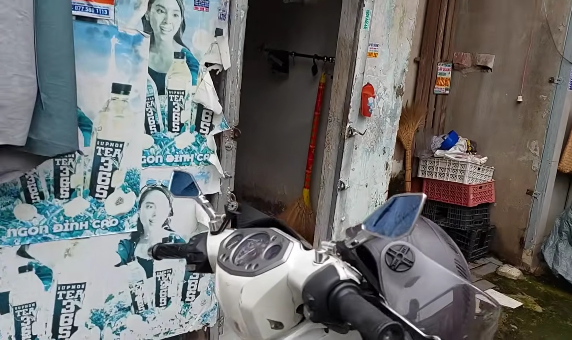 Nam nghệ sĩ đột quỵ, phải bán hết vàng: Giờ ở trọ 10m2, tình cảnh bần cùng- Ảnh 2. Nam nghệ sĩ đột quỵ, phải bán hết vàng: Giờ ở trọ 10m2, tình cảnh bần cùng- Ảnh 2.