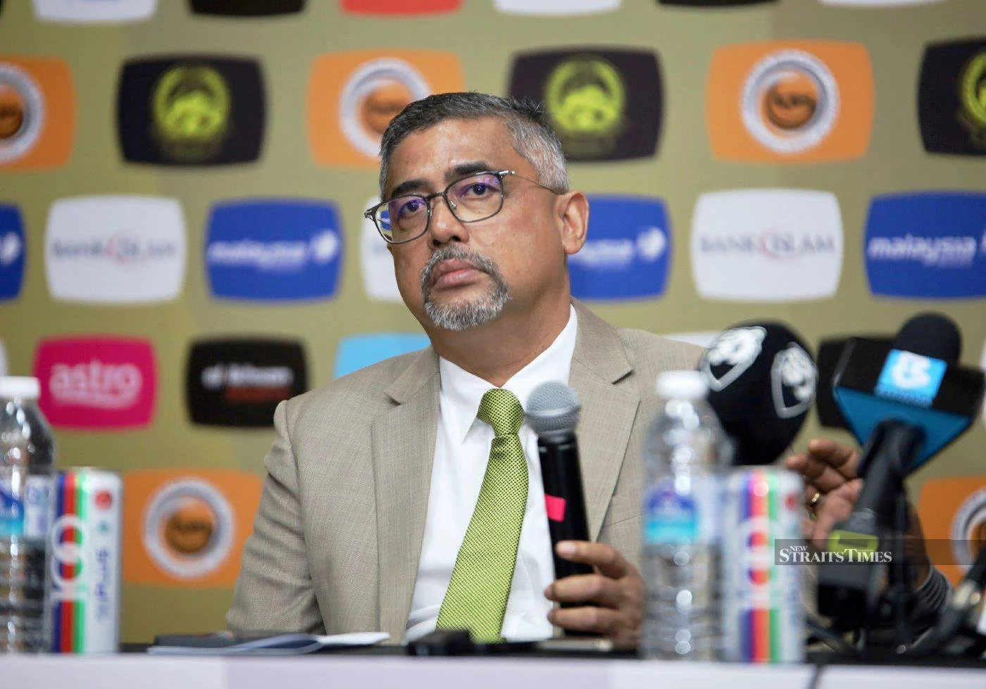 Bóng đá Malaysia rò rỉ bức ảnh gây "phẫn nộ", chủ tịch FIFA bị liên đới, Liên đoàn phải thanh minh- Ảnh 2. Bóng đá Malaysia rò rỉ bức ảnh gây "phẫn nộ", chủ tịch FIFA bị liên đới, Liên đoàn phải thanh minh- Ảnh 2.