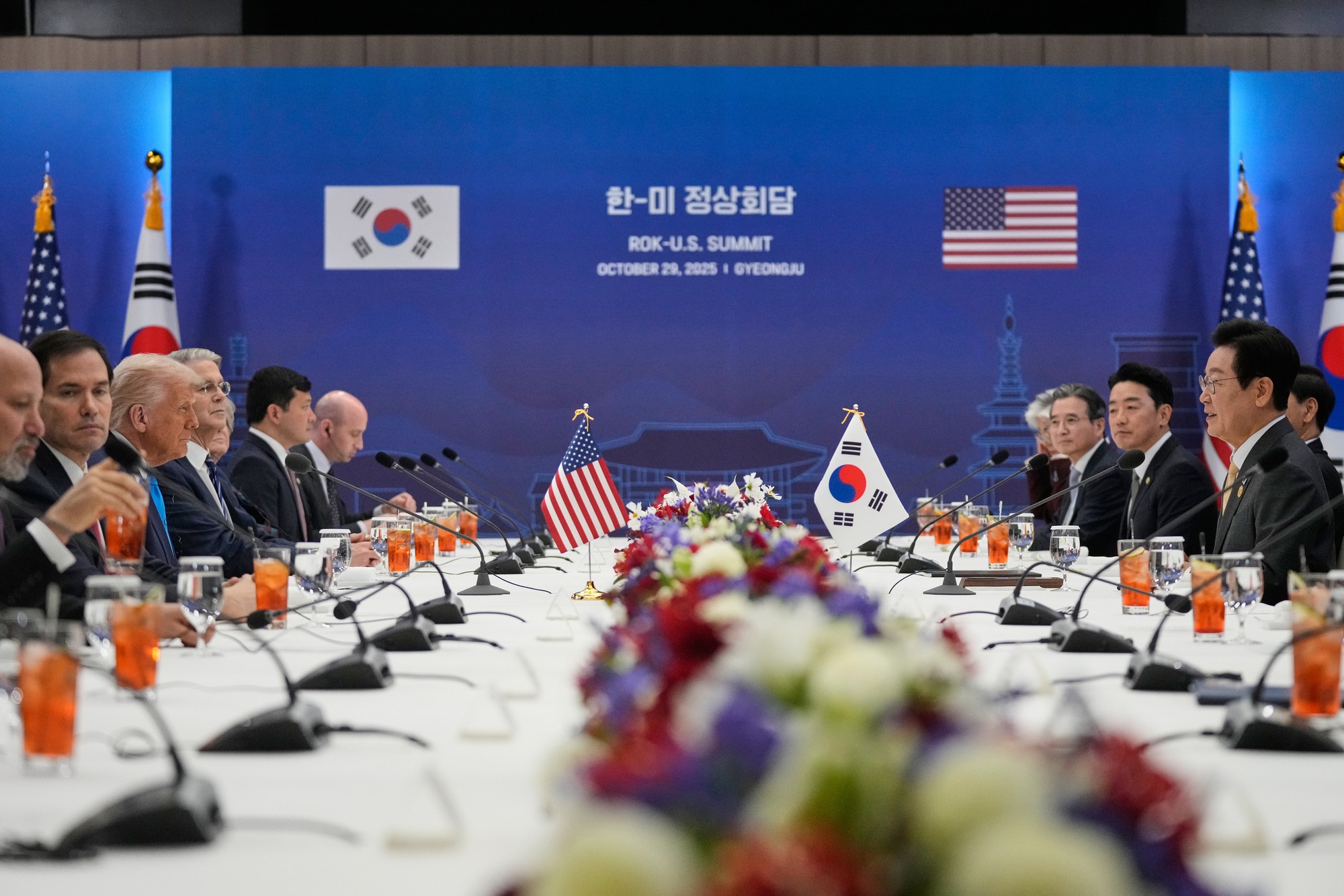 Tâm điểm đàm phán thương mại giữa Mỹ với Hàn Quốc, Trung Quốc- Ảnh 1. Tâm điểm đàm phán thương mại giữa Mỹ với Hàn Quốc, Trung Quốc- Ảnh 1.