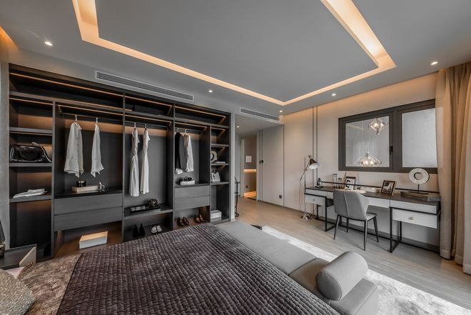 photo-1761721954108 photo-1761721954108