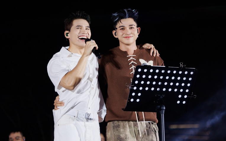 Quốc Thiên tái ngộ Jun Phạm trong mini show  Quốc Thiên tái ngộ Jun Phạm trong mini show