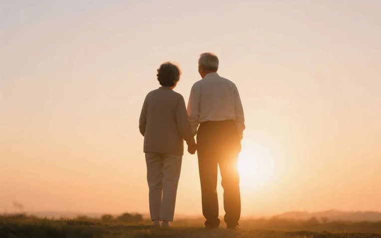 Tuổi già có đắng hay không phụ thuộc vào năm 55 tuổi: Sau 55 tuổi, những điều này quyết định chất lượng cuộc sống của người trung niên- Ảnh 1.