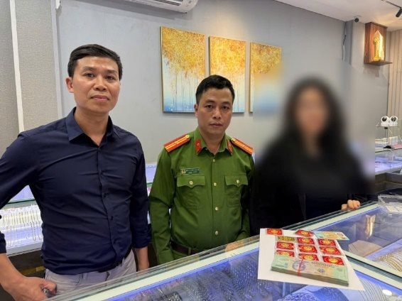 Sau Một Cuộc Gọi, Tài Khoản Của Nữ Sinh 2006 Mất 1,4 Triệu Nhưng Gia Đình Mất 300 Triệu Đồng: Công An Tức Tốc Điều Tra Undefined 11 1761756300848 1761756301135630846146