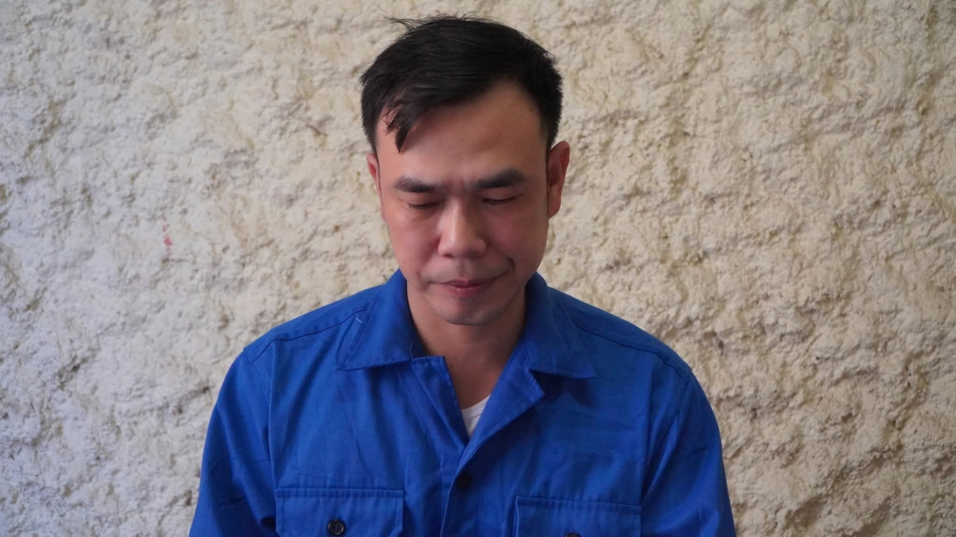 'Tô vẽ' hình ảnh thành 'thầy giáo nhân ái' để lừa đảo- Ảnh 2.