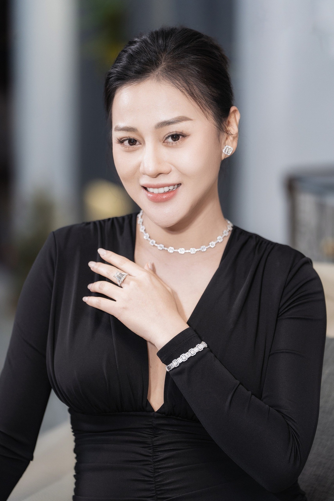 Phương Oanh và Shark Bình giàu cỡ nào?- Ảnh 9. Phương Oanh và Shark Bình giàu cỡ nào?- Ảnh 9.