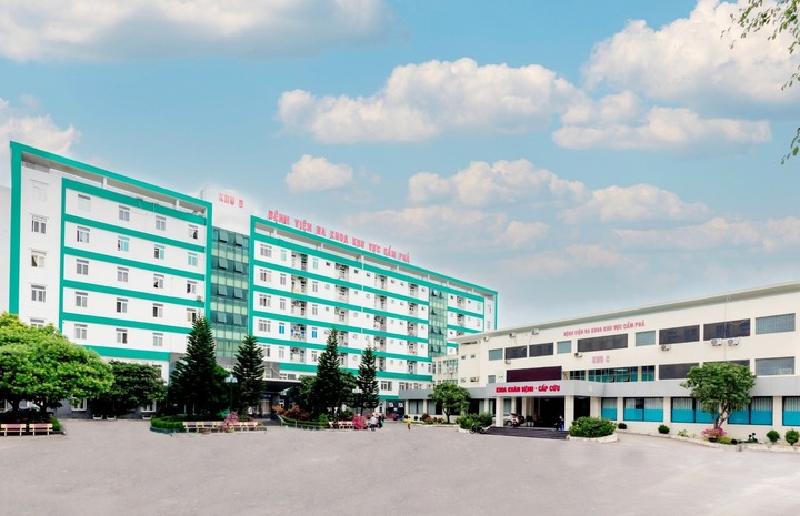 Bệnh viện bác thông tin từ chối bệnh nhi vì không có tiền viện phí- Ảnh 1.