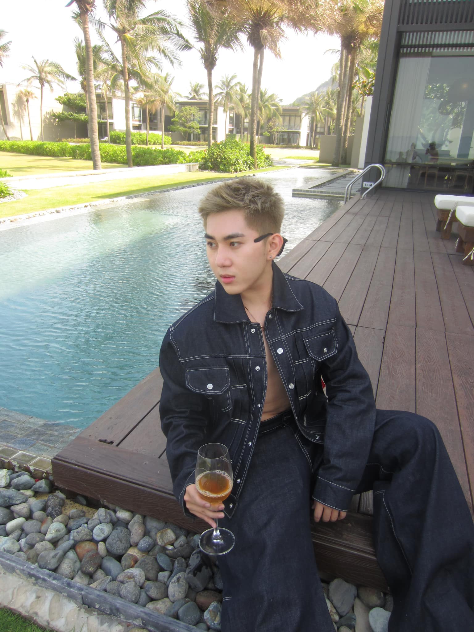 Vũ trụ Hồng Thơ thớ lợ - Hùng dấm dớ - Dung ấm ớ - Đỗ Lụa nám là gì mà hot khắp MXH?- Ảnh 16.