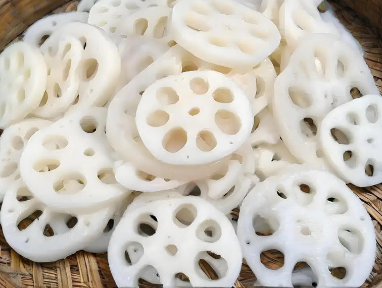 Đi Chợ Tháng 10, Người Thông Minh Chỉ Mua 5 Loại Rau Này, Vừa Không Thuốc Trừ Sâu Vừa Rẻ- Ảnh 3. Đi Chợ Tháng 10, Người Thông Minh Chỉ Mua 5 Loại Rau Này, Vừa Không Thuốc Trừ Sâu Vừa Rẻ- Ảnh 3.