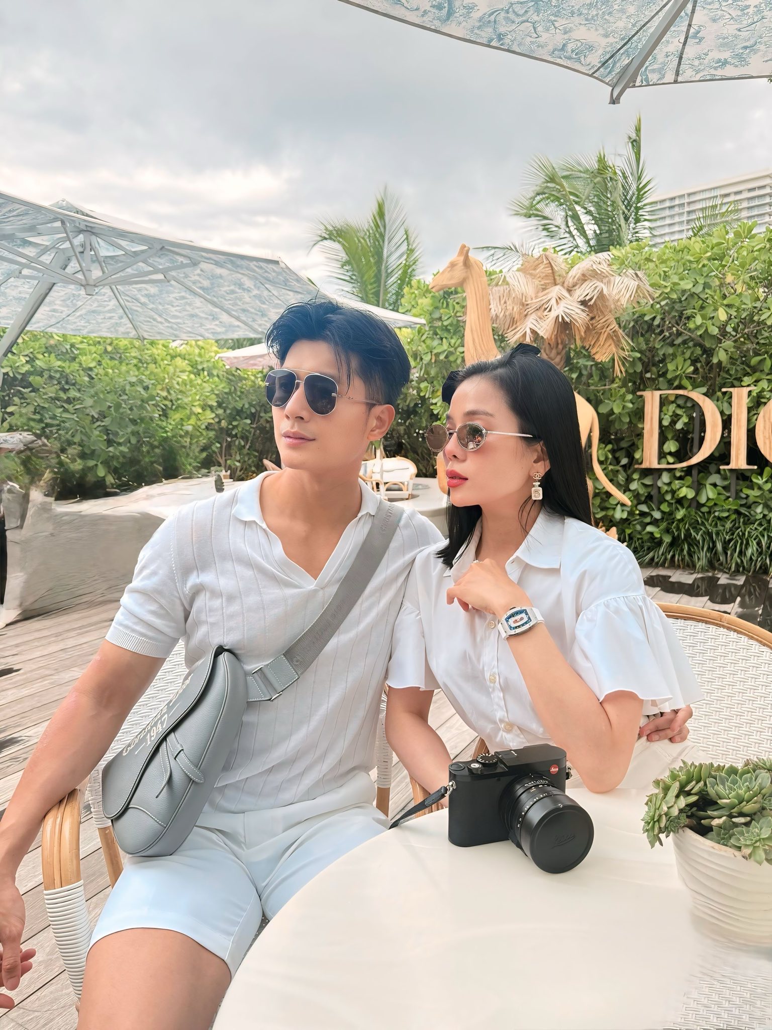 Ngoại hình nam diễn viên 9x yêu nữ ca sĩ hơn 12 tuổi, đã qua 1 lần đò, có con riêng- Ảnh 8. Ngoại hình nam diễn viên 9x yêu nữ ca sĩ hơn 12 tuổi, đã qua 1 lần đò, có con riêng- Ảnh 8.