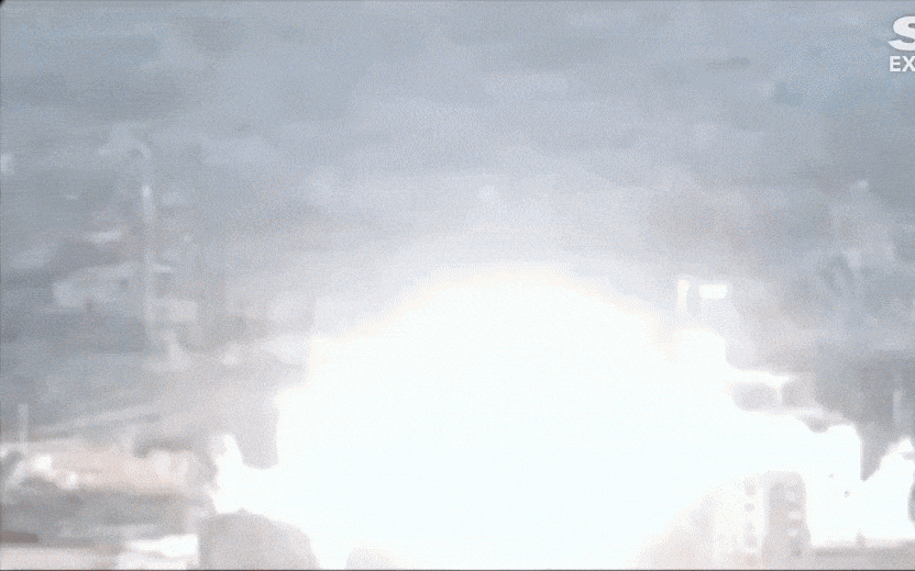 Nổ liên hoàn, Nga đáp trả kỷ lục sau phản ứng chưa từng có từ ông Putin: Mỹ phát tín hiệu, Kiev mở cổng “địa ngục”- Ảnh 5. Nổ liên hoàn, Nga đáp trả kỷ lục sau phản ứng chưa từng có từ ông Putin: Mỹ phát tín hiệu, Kiev mở cổng “địa ngục”- Ảnh 5.