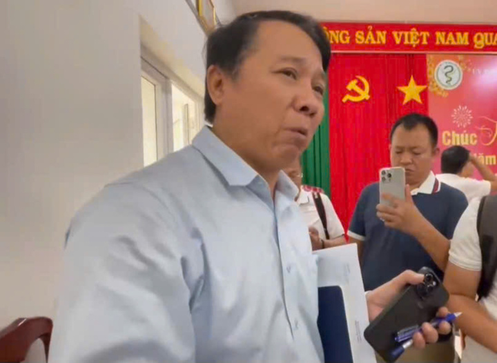 Vụ kê khống bệnh nhân tán sỏi: Bắt giám đốc Bệnh viện Đa khoa vùng Tây Nguyên- Ảnh 1. Vụ kê khống bệnh nhân tán sỏi: Bắt giám đốc Bệnh viện Đa khoa vùng Tây Nguyên- Ảnh 1.