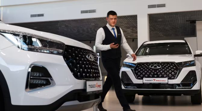 Chưa kịp mừng v&igrave; t&igrave;m được &lsquo;mỏ v&agrave;ng&rsquo; cho ng&agrave;nh &ocirc; t&ocirc;, xe Trung Quốc rơi v&agrave;o tiến tho&aacute;i lưỡng nan tại quốc gia n&agrave;y: Rủi ro trừng phạt tăng cao, ph&iacute; t&aacute;i chế tăng vọt- Ảnh 1.