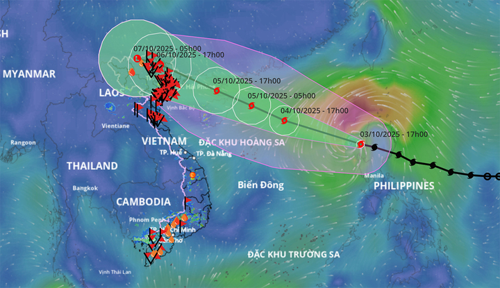 Chuyên gia: Bão số 11 Matmo mạnh lên nhanh trong ngày mai, cực đại cấp 12-13- Ảnh 1.