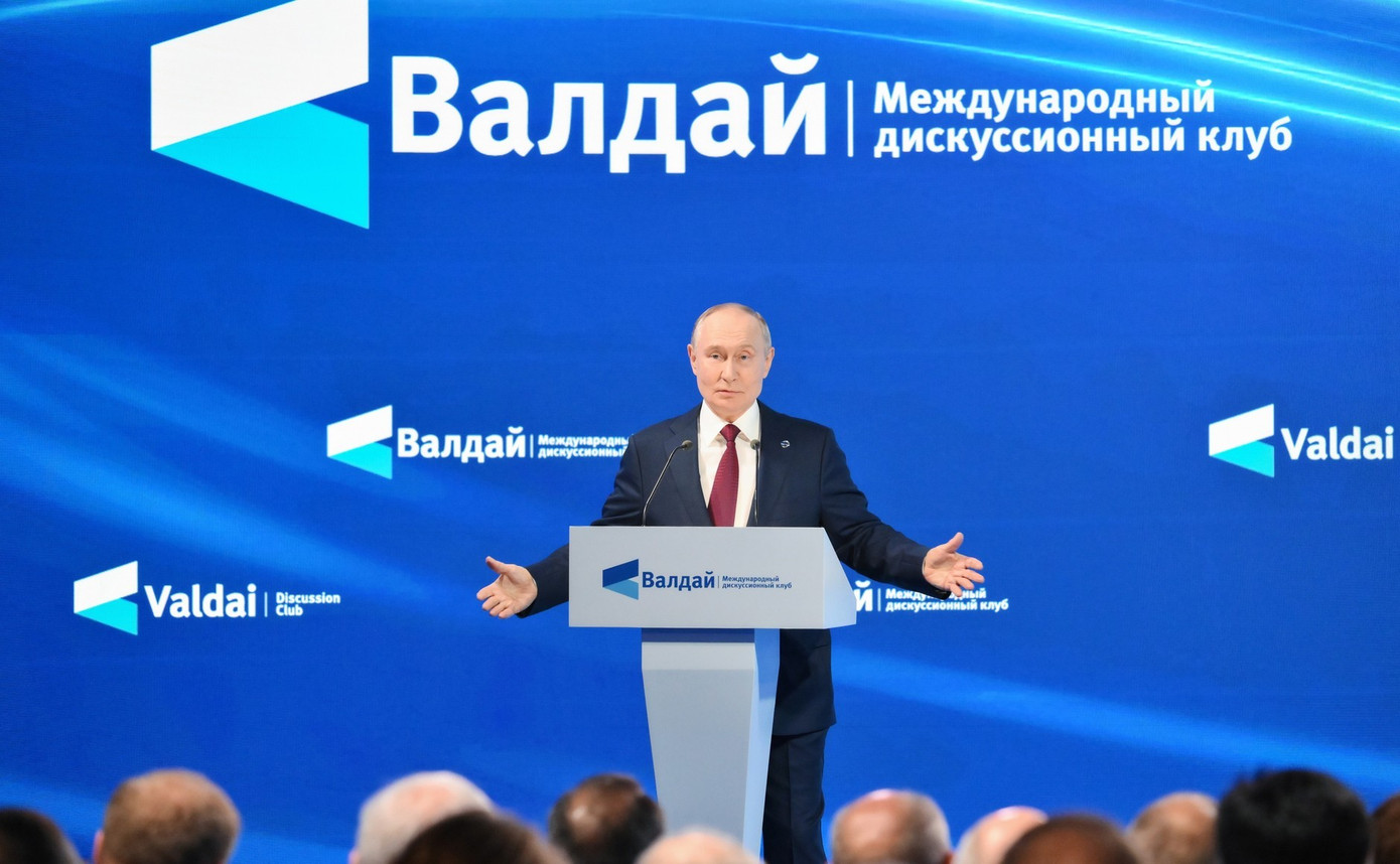 Tổng thống Nga Putin gửi lời đến ch&acirc;u &Acirc;u, b&igrave;nh luận về ph&aacute;t ng&ocirc;n 'hổ giấy' của Tổng thống Mỹ Trump- Ảnh 2.