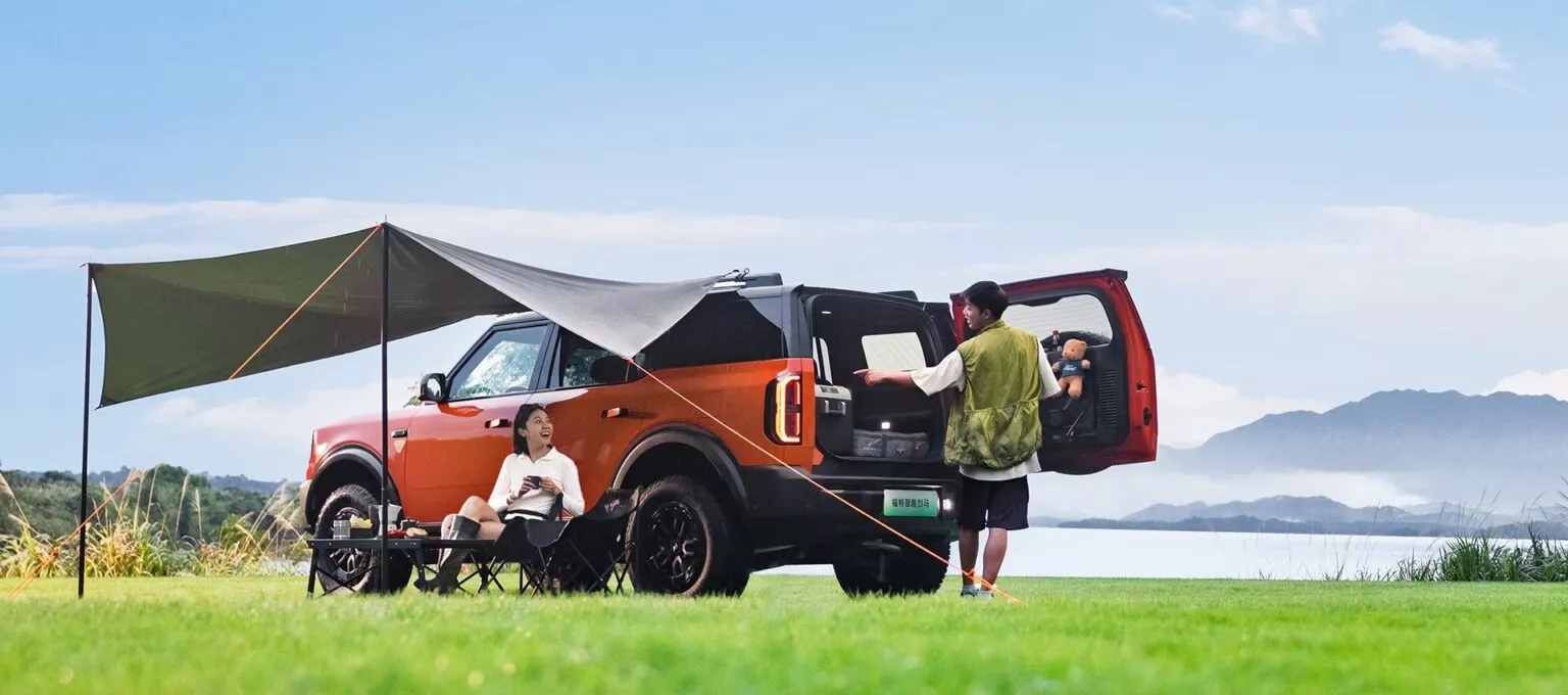 Ford Bronco có bản mà dân mê phượt sẽ thích: Cửa nóc mở cực dị, bếp sau cốp, chạy Hà Nội - Huế chỉ cần một lần sạc- Ảnh 6. Ford Bronco có bản mà dân mê phượt sẽ thích: Cửa nóc mở cực dị, bếp sau cốp, chạy Hà Nội - Huế chỉ cần một lần sạc- Ảnh 6.