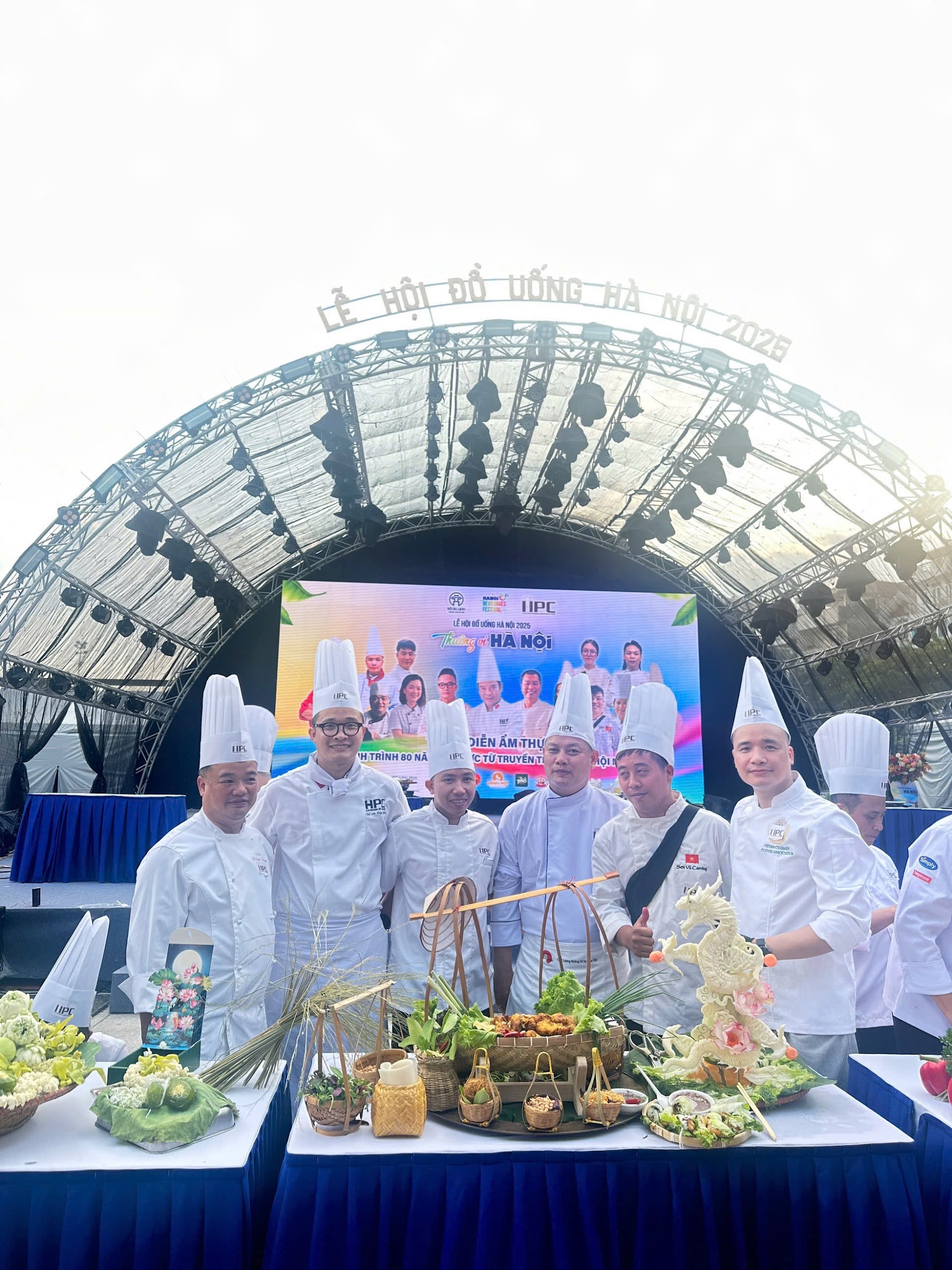 Ẩm thực Việt - Di sản sống trong b&agrave;n tay Nghệ nh&acirc;n ẩm thực Lưu Ho&agrave;ng Trung- Ảnh 1.