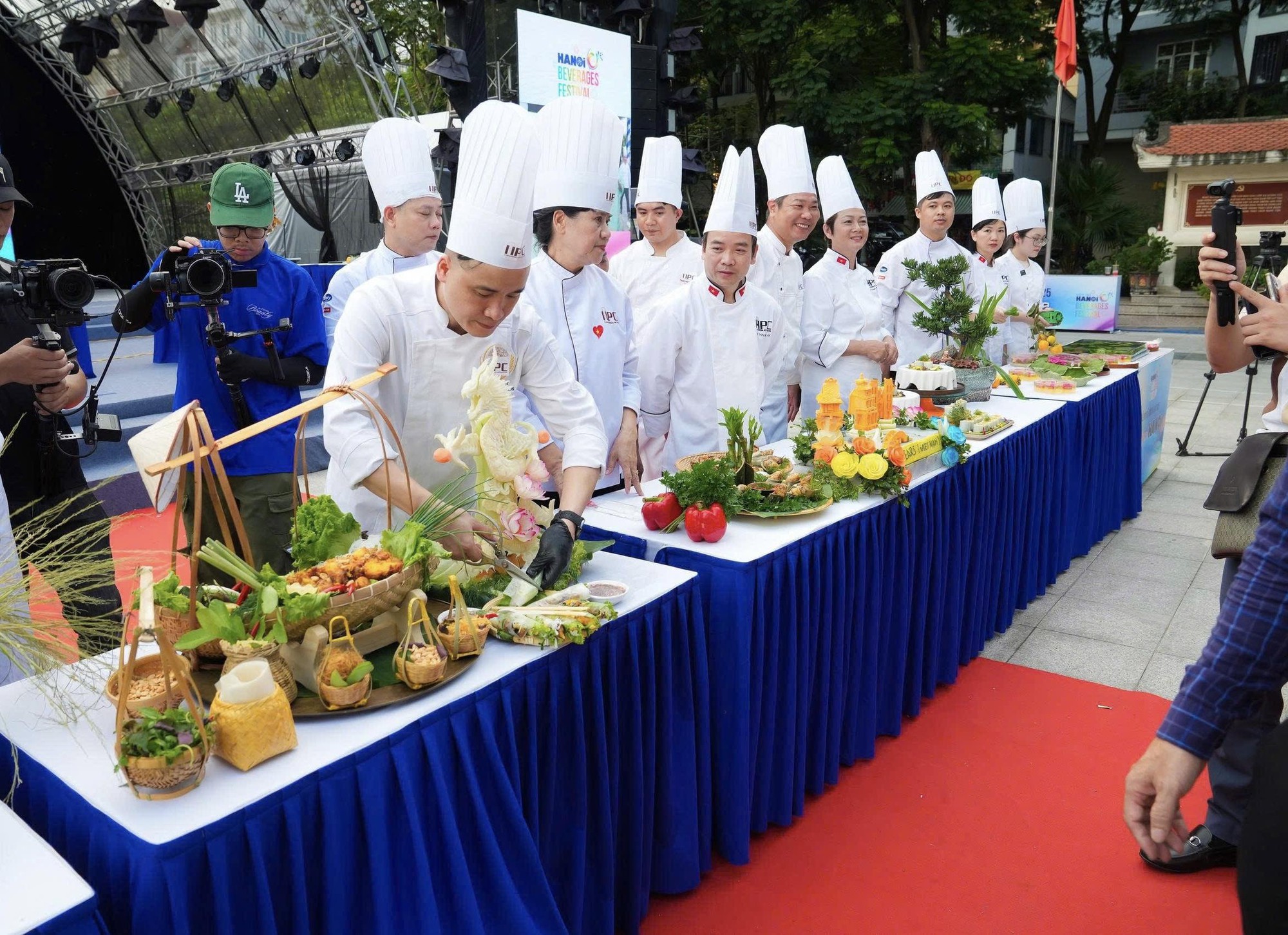 Ẩm thực Việt - Di sản sống trong b&agrave;n tay Nghệ nh&acirc;n ẩm thực Lưu Ho&agrave;ng Trung- Ảnh 2.