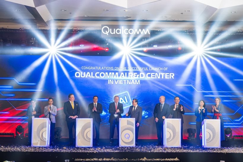 Mua công ty của Vingroup, Tập đoàn có vốn hóa hơn 150 tỷ USD muốn Việt Nam trở thành cứ điểm quan trọng - Ảnh 3.