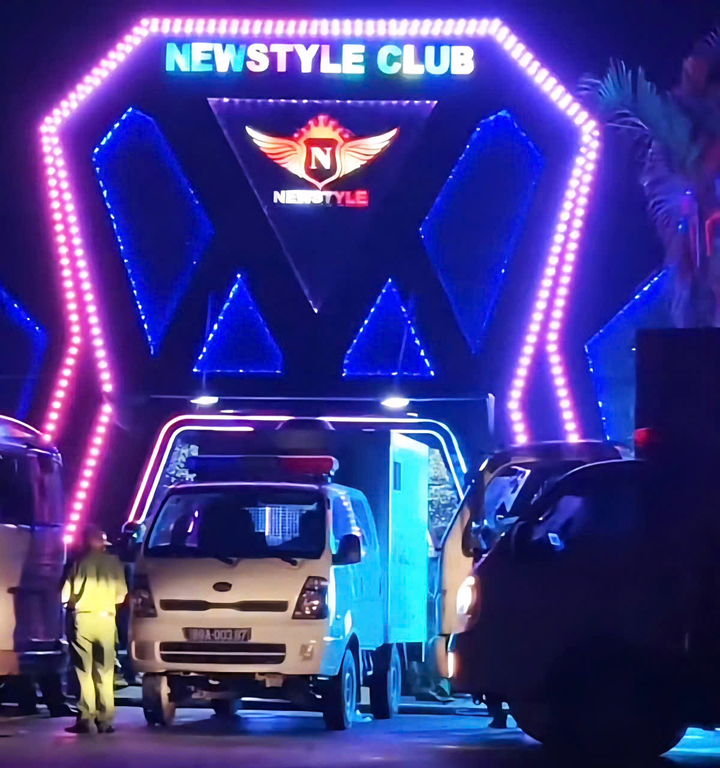 Đột kích tụ điểm ma túy tại quán bar New Style Club ở Hưng Yên- Ảnh 1.