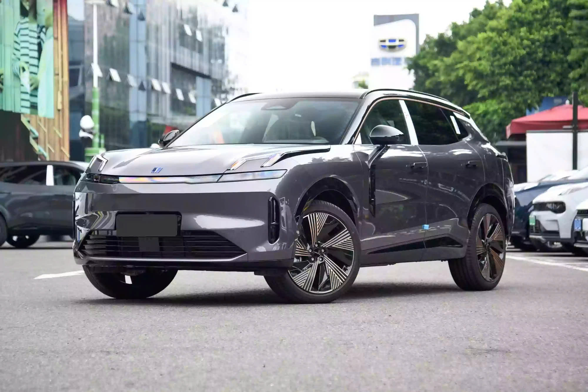 ‘Lynk & Co 08 giá 1,4-1,5 tỷ đồng sẽ dễ bán dù là xe Trung Quốc, chạy mượt như xe điện’- Ảnh 1. ‘Lynk & Co 08 giá 1,4-1,5 tỷ đồng sẽ dễ bán dù là xe Trung Quốc, chạy mượt như xe điện’- Ảnh 1.