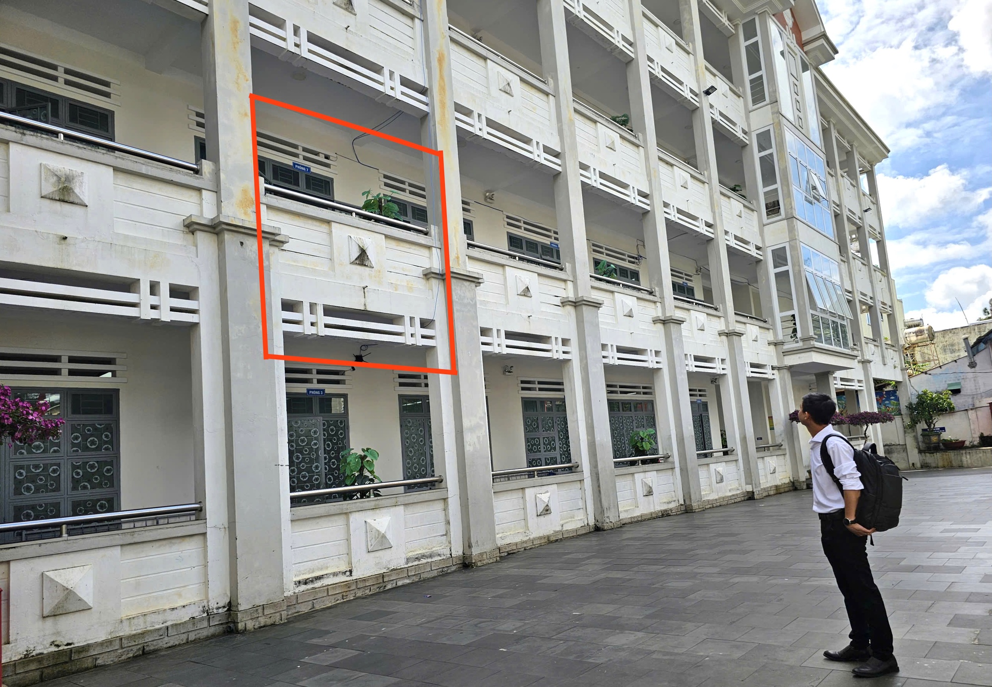 Thông tin cô Thông tin cô