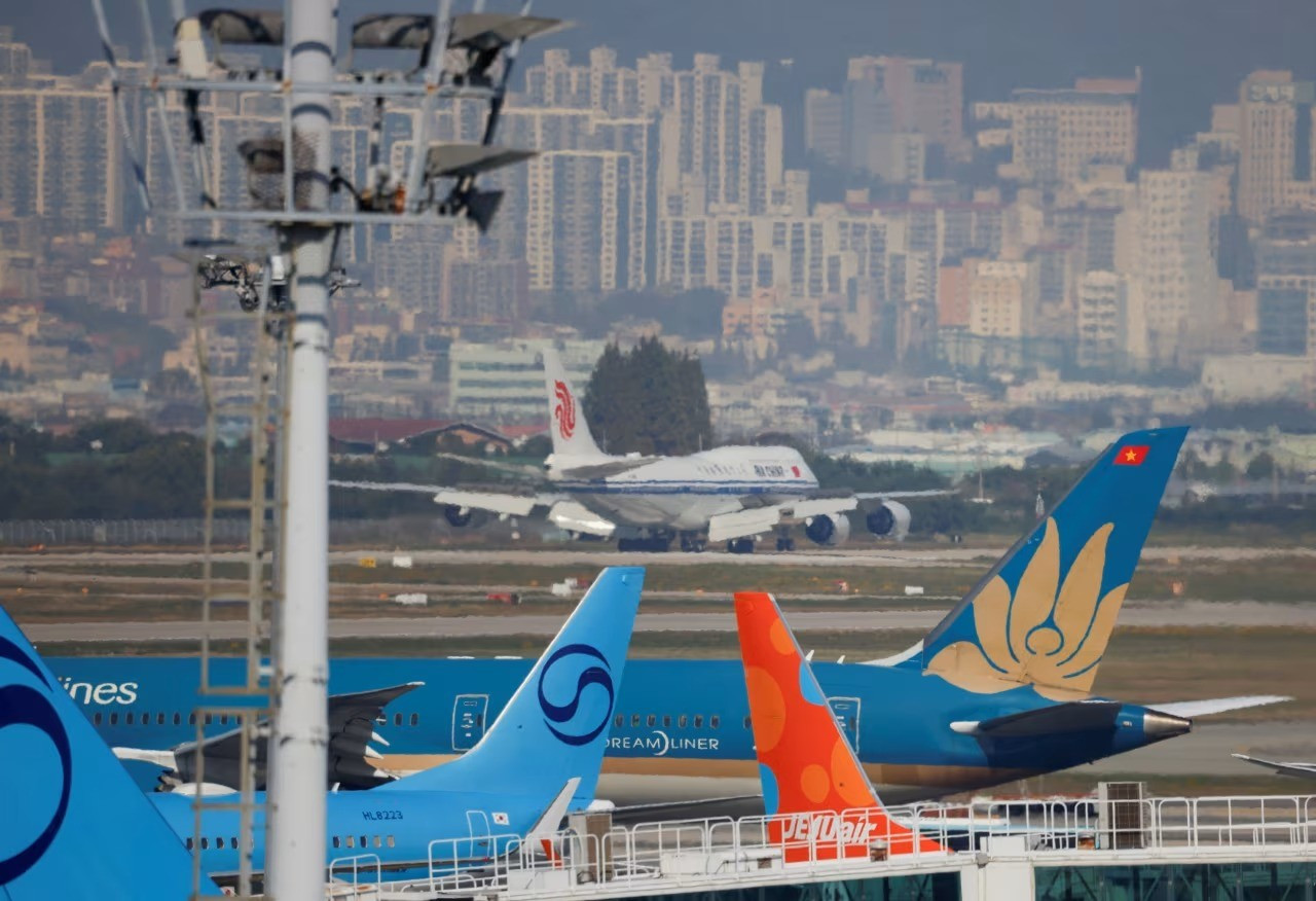 Tổng thống Mỹ Donald Trump gặp Chủ tịch Trung Quốc Tập Cận B&igrave;nh- Ảnh 2.